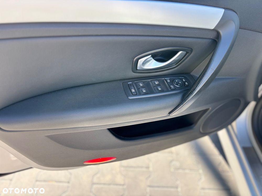 Renault Laguna 2.0 DCi Dynamique - 13