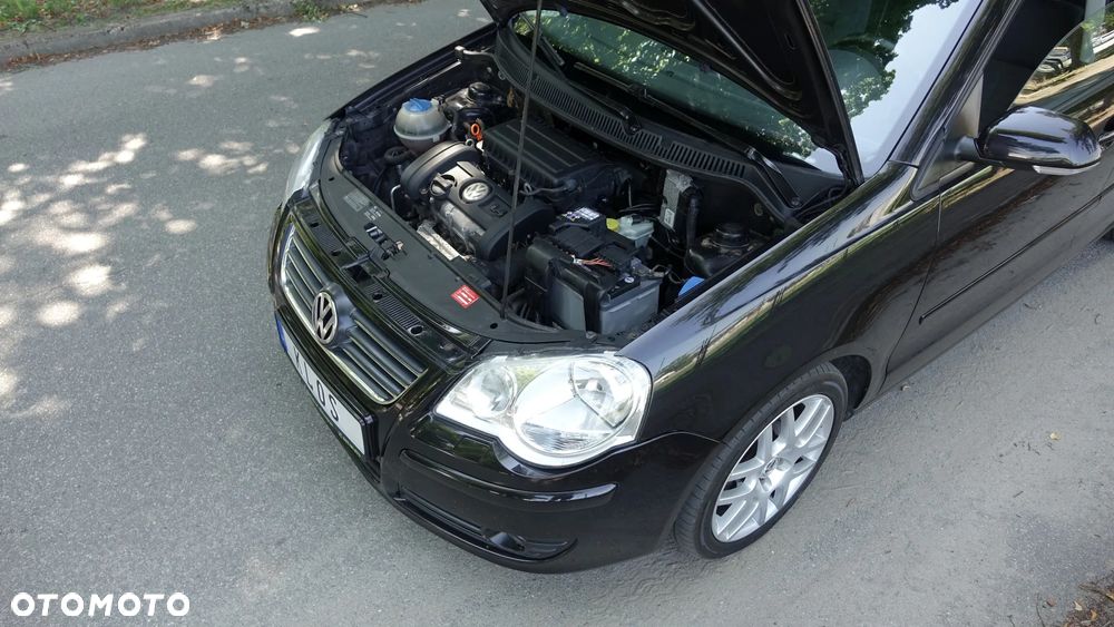 Volkswagen Polo 1.4 Tour - 23