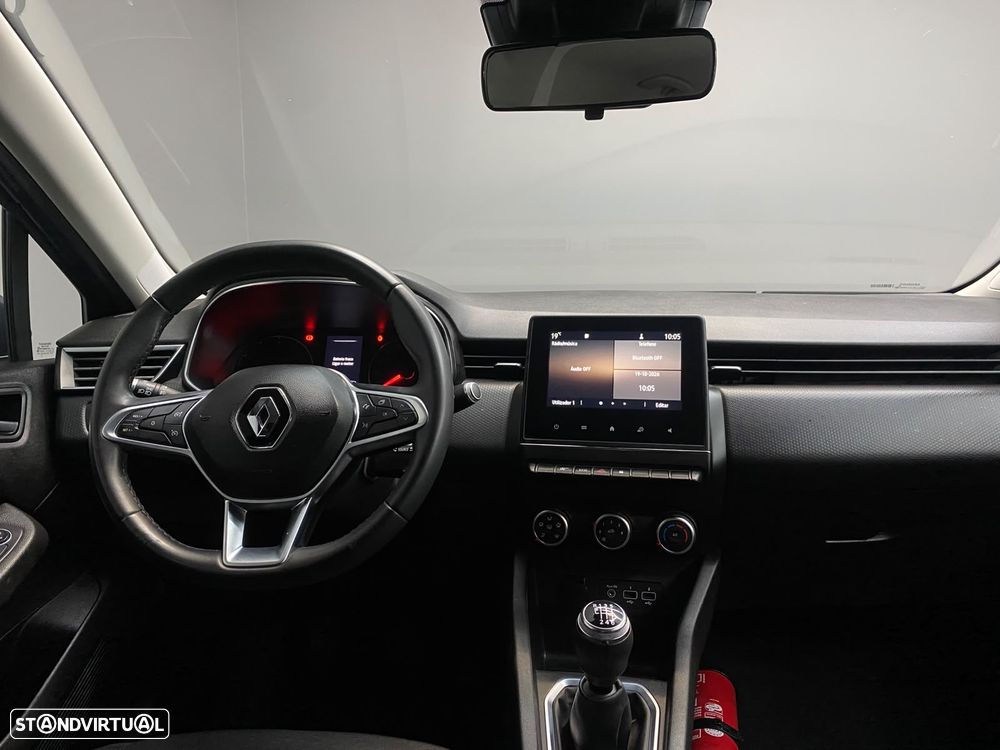 Renault Clio - 7
