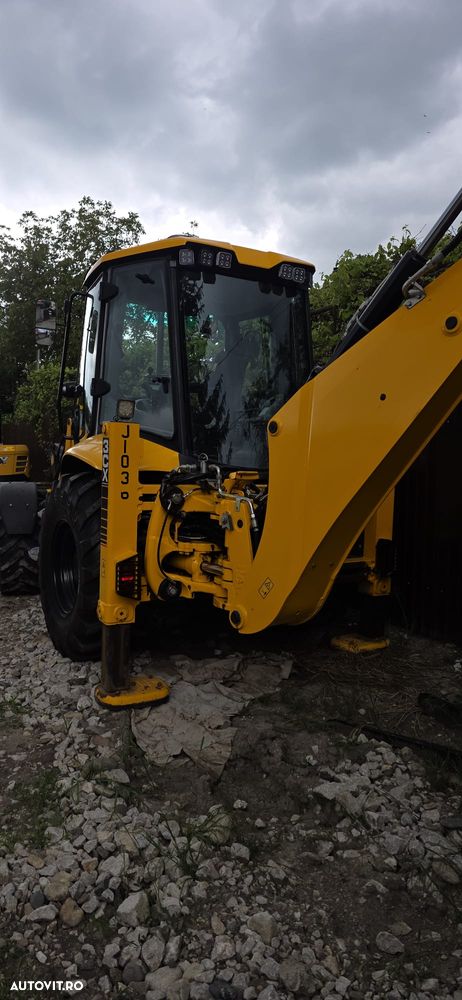 JCB 3CX PLUS - 8