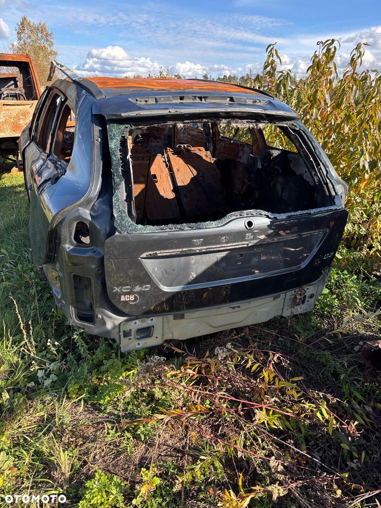 Volvo XC 60 D3 Drive-E Kinetic - 2