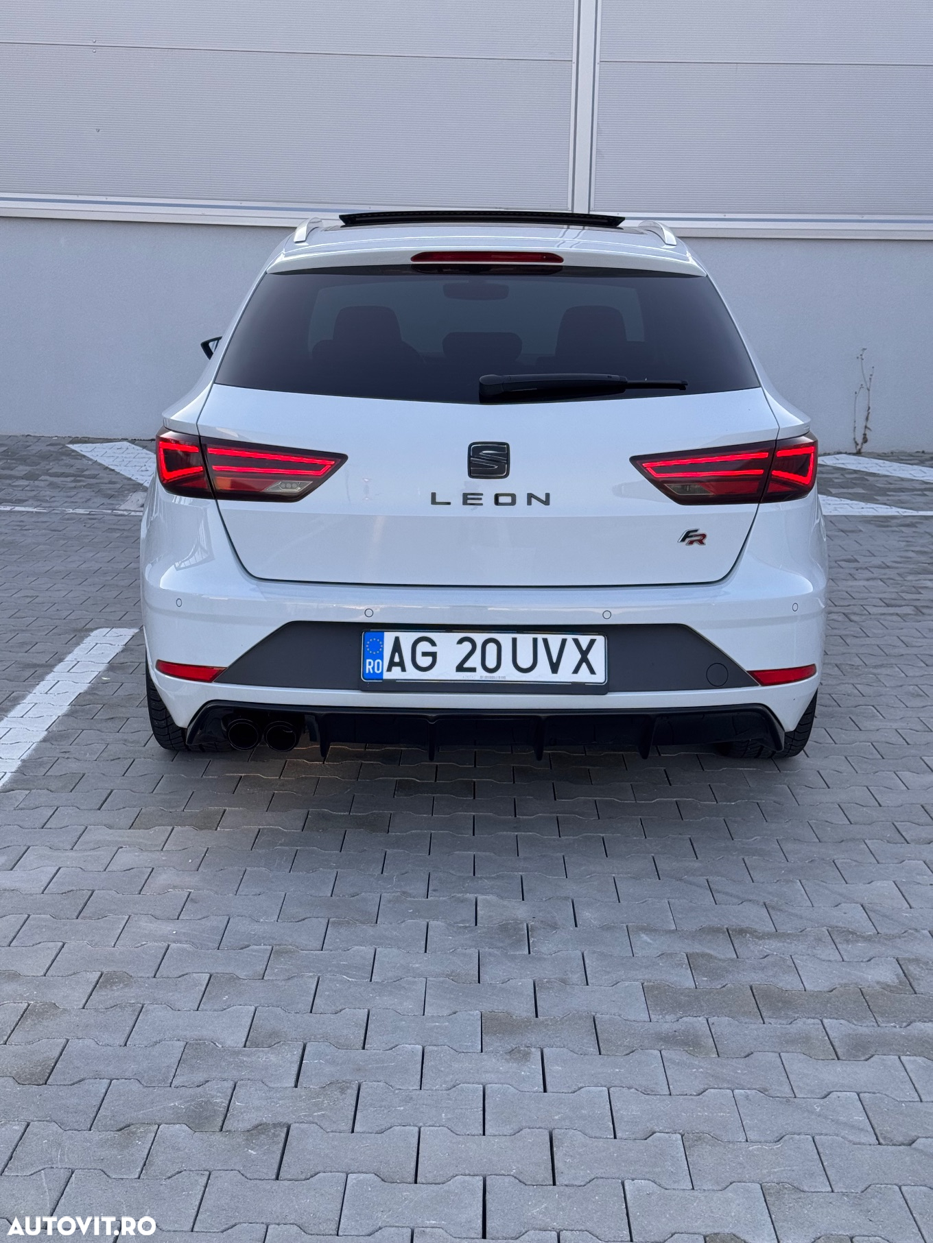 Seat Leon ST 2.0 TDI DPF DSG FR - 4