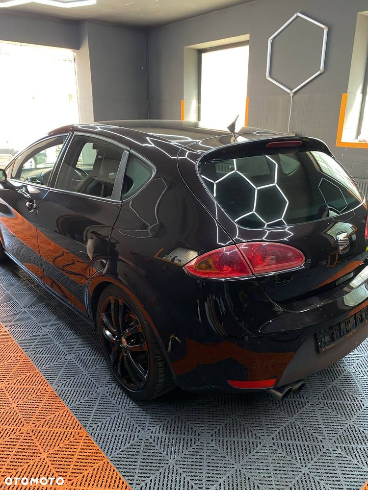 Seat Leon 2.0 T FSI Cupra - 4