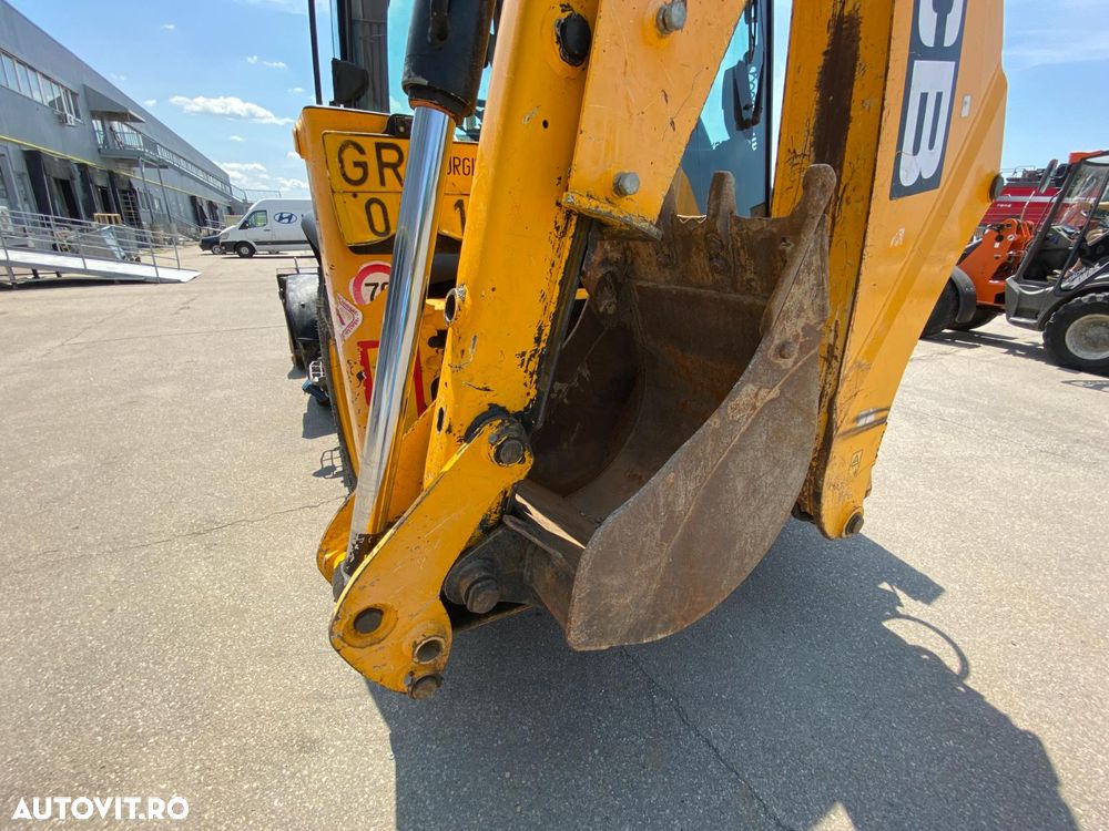 JCB 3CX ECO 4X4 BULDOEXCAVATOR - 21