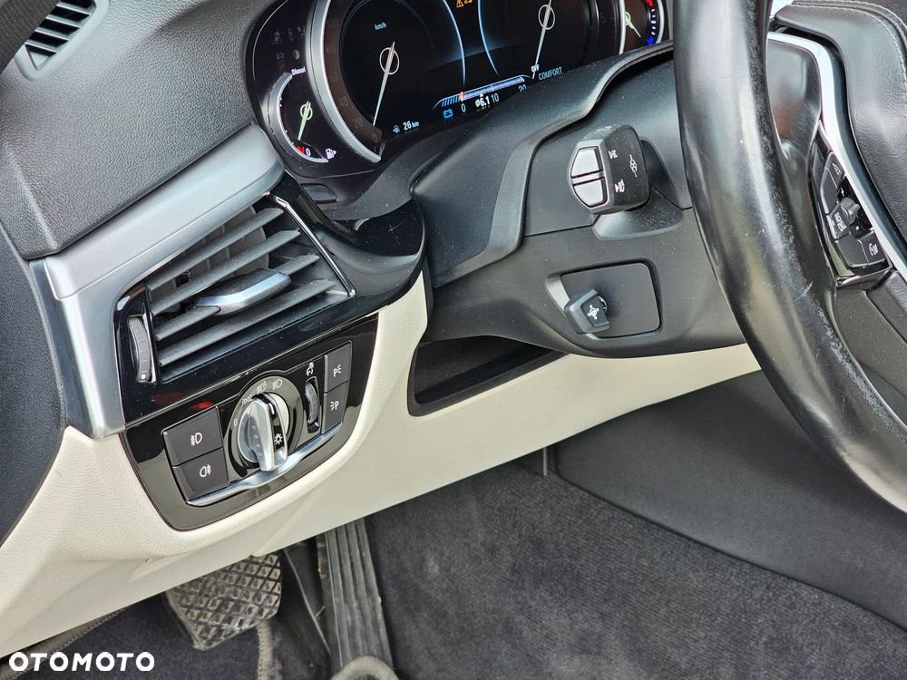 BMW Seria 5 520d Luxury Line - 18