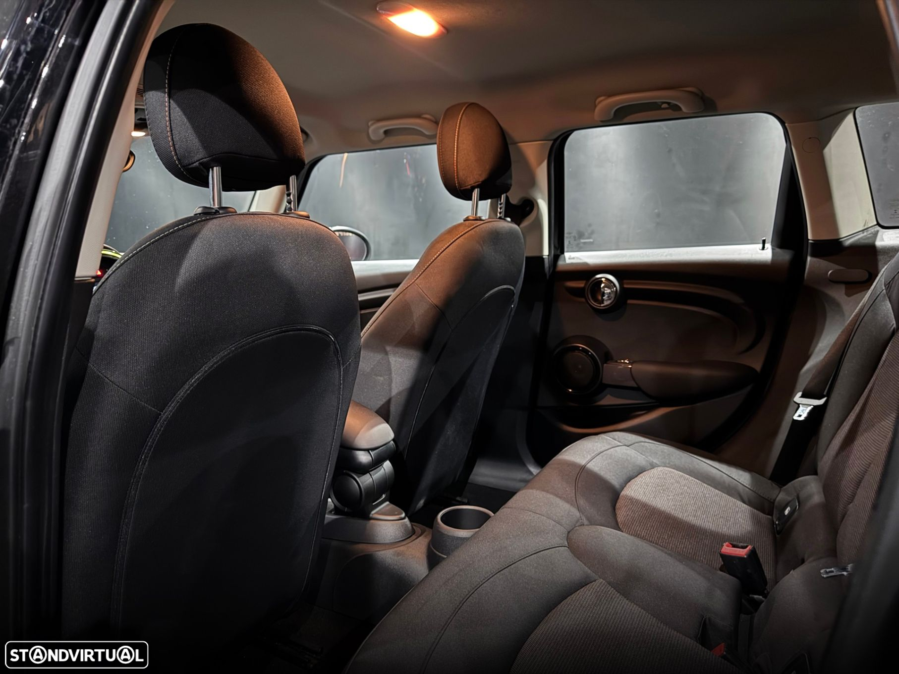 MINI 5 Portas One Sport Edition - 25