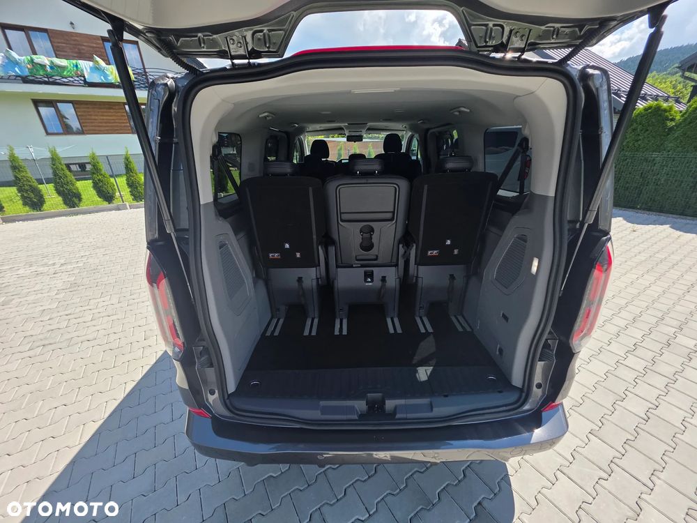 Ford Tourneo Custom 320 L1H1 VA Autm Sport - 17