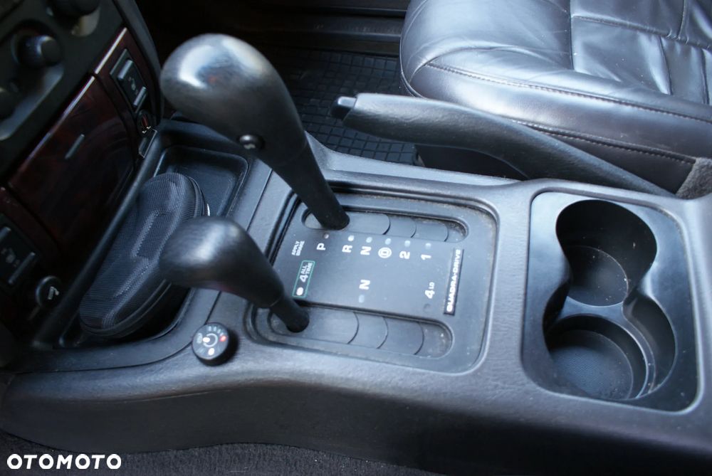Jeep Grand Cherokee - 10