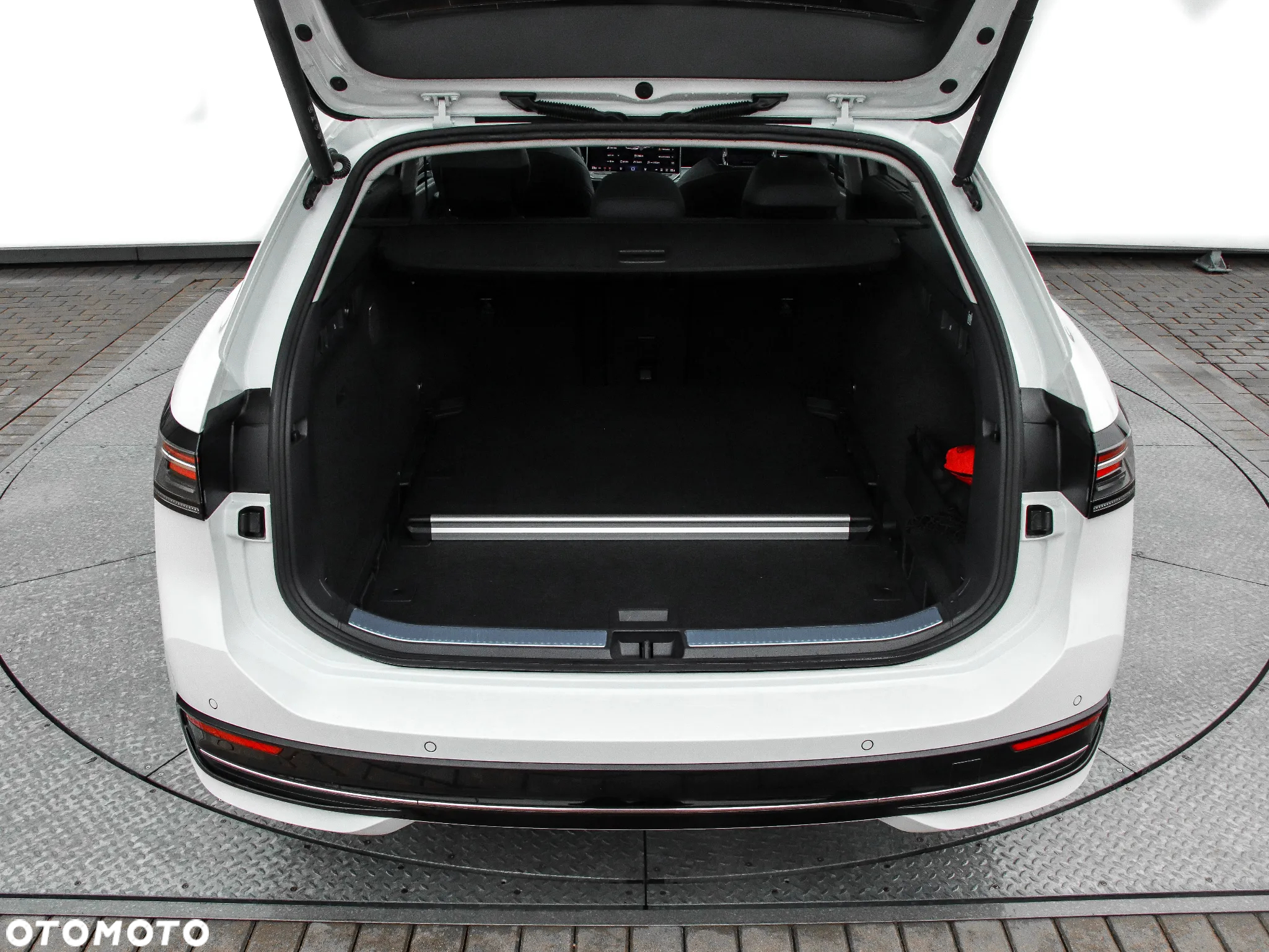 Volkswagen Passat 2.0 TDI EVO Elegance DSG - 9