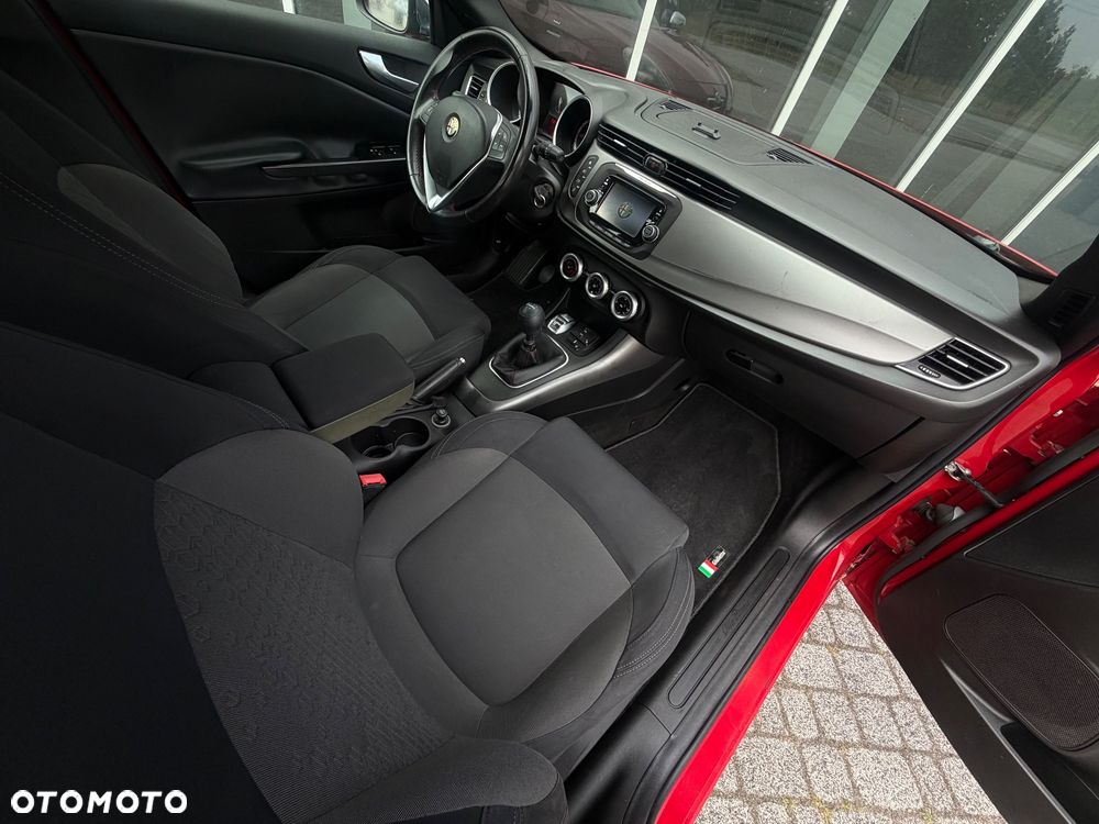 Alfa Romeo Giulietta 1.6 JTDM 16V - 6