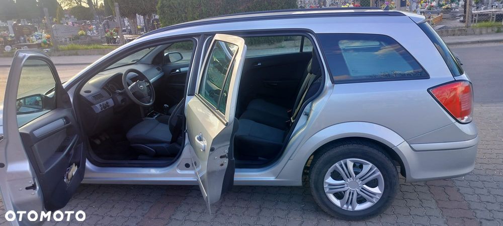 Opel Astra 1.4 - 4