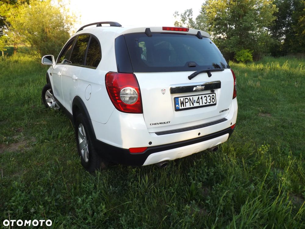 Chevrolet Captiva 2.4 2WD LT - 8