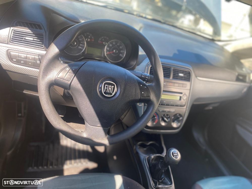 Fiat Grande Punto 1.9 M-Jet Sport - 4