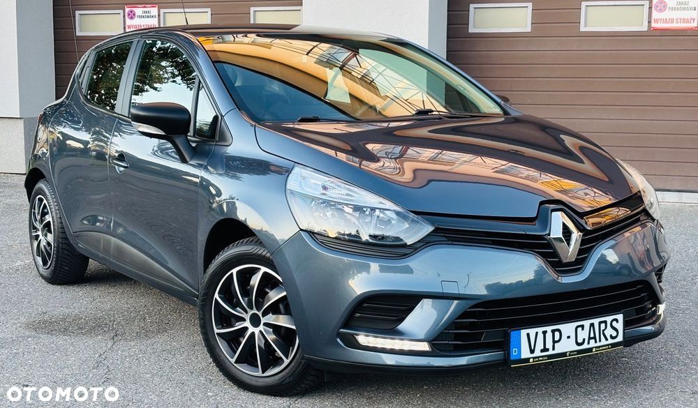 Renault Clio 1.2 16V Life - 25