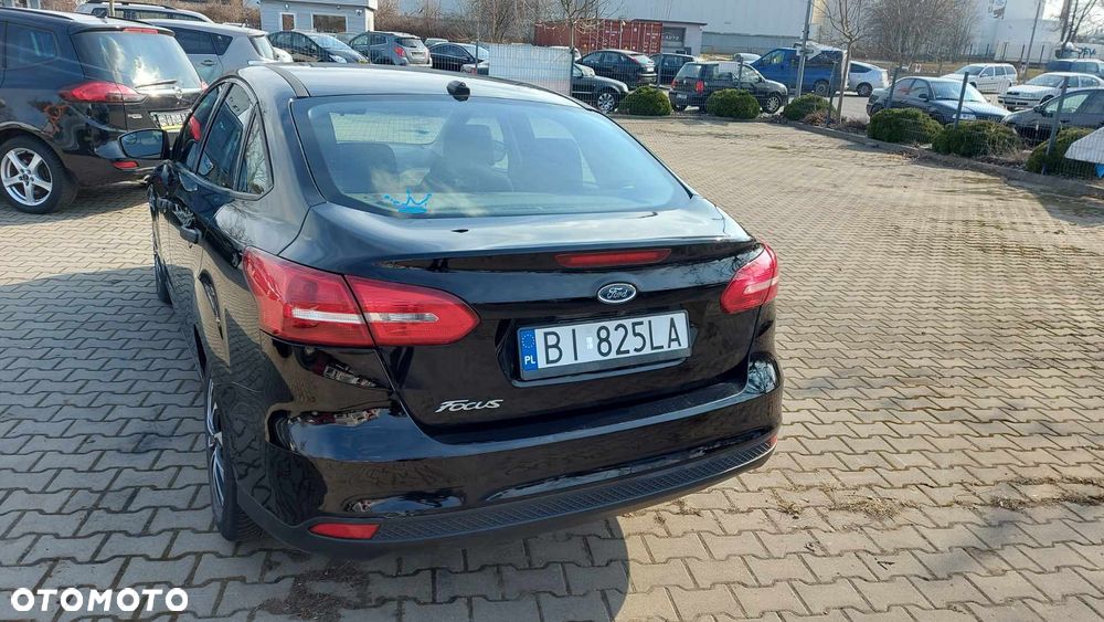 Ford Focus - 11