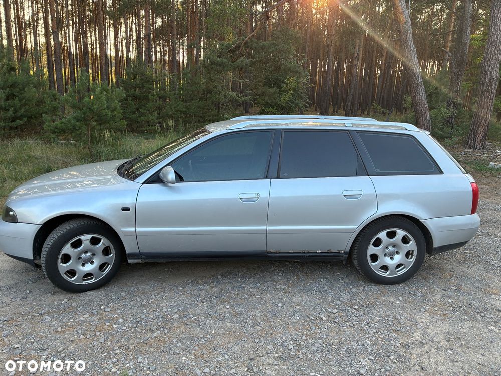 Audi A4 Avant - 1