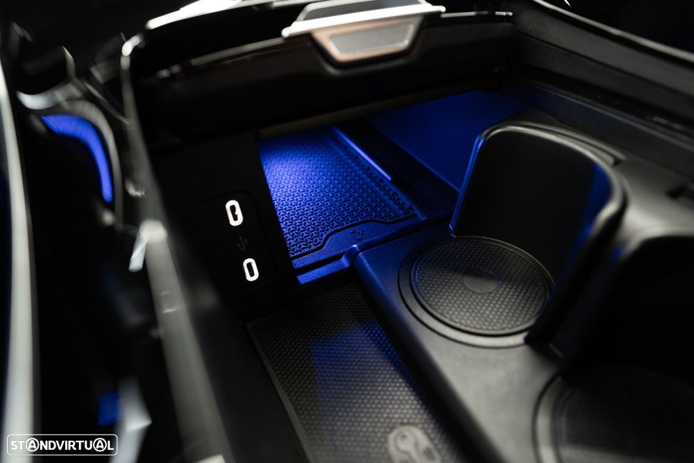 Mercedes-Benz EQE 300 Edition Electric Art - 37