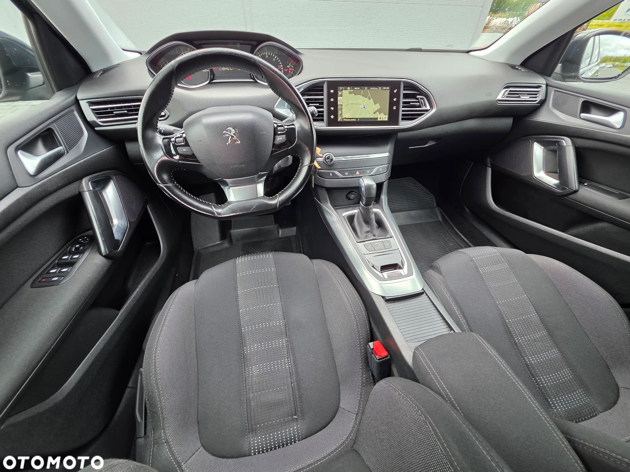 Peugeot 308 SW BlueHDi 150 Automatik Stop & Start Allure - 20