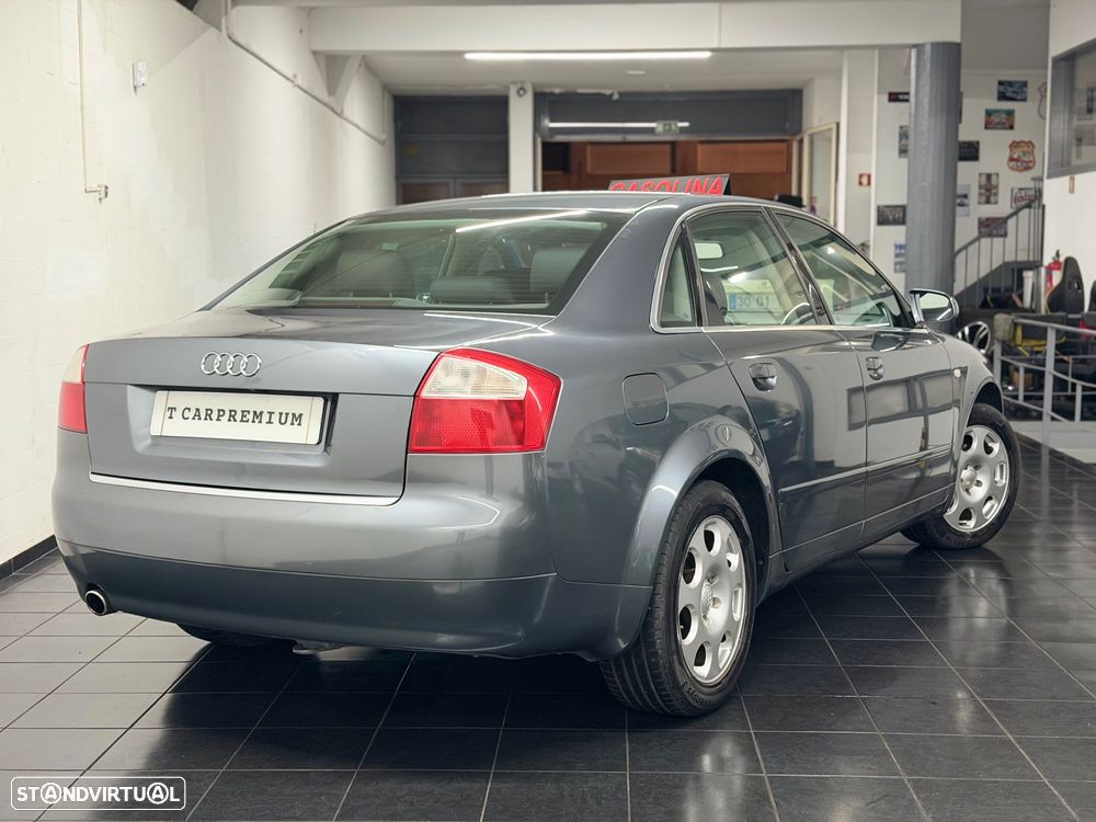 Audi A4 1.6 Sport - 6