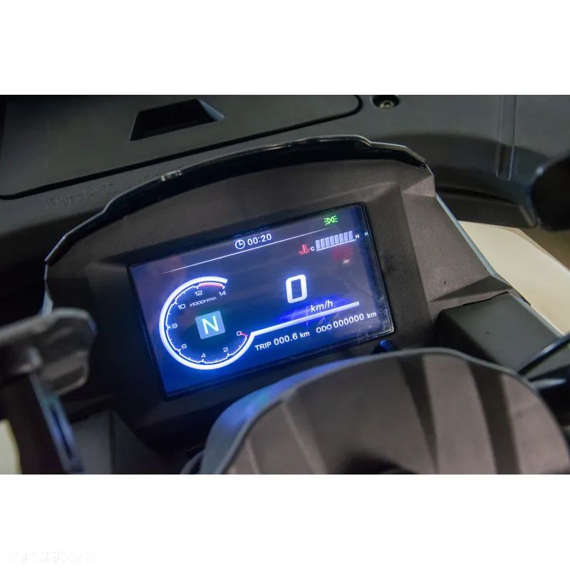 ASIX Challanger 300 - 7