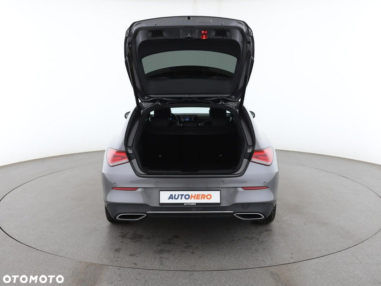 Mercedes-Benz CLA 250 E Progressive 8G-DCT - 19