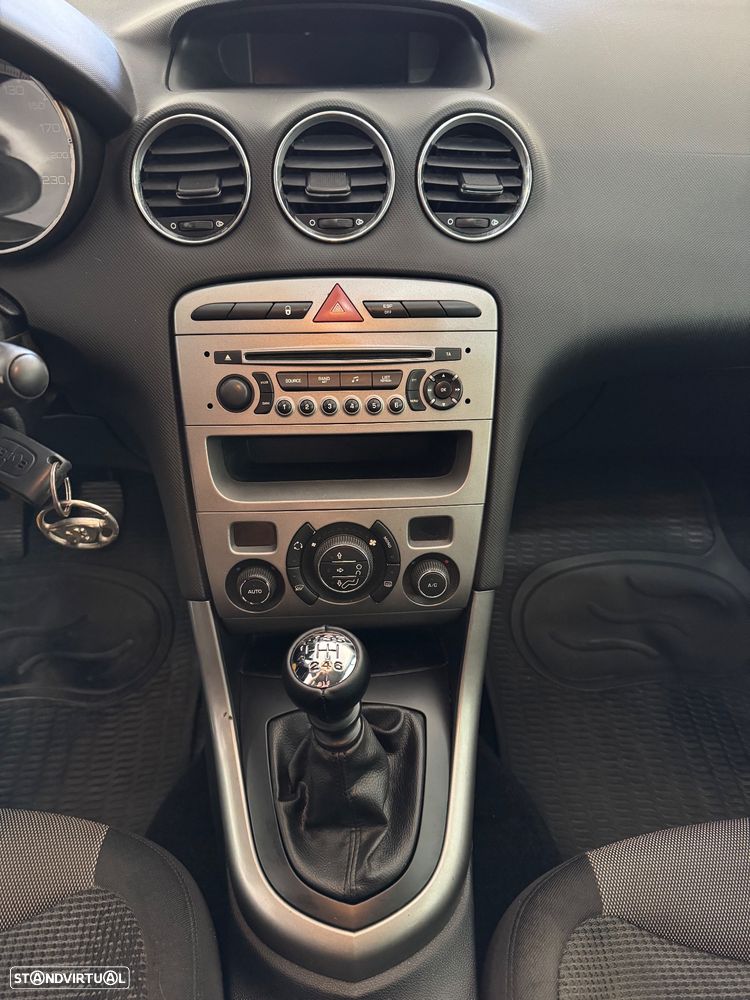 Peugeot 308 SW 1.6 HDi Executive - 20
