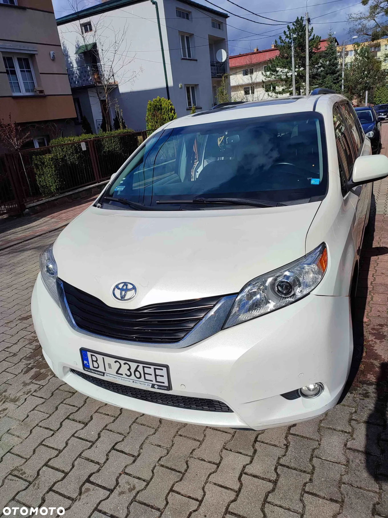 Toyota Sienna 3.5 V6 XLE AWD - 4