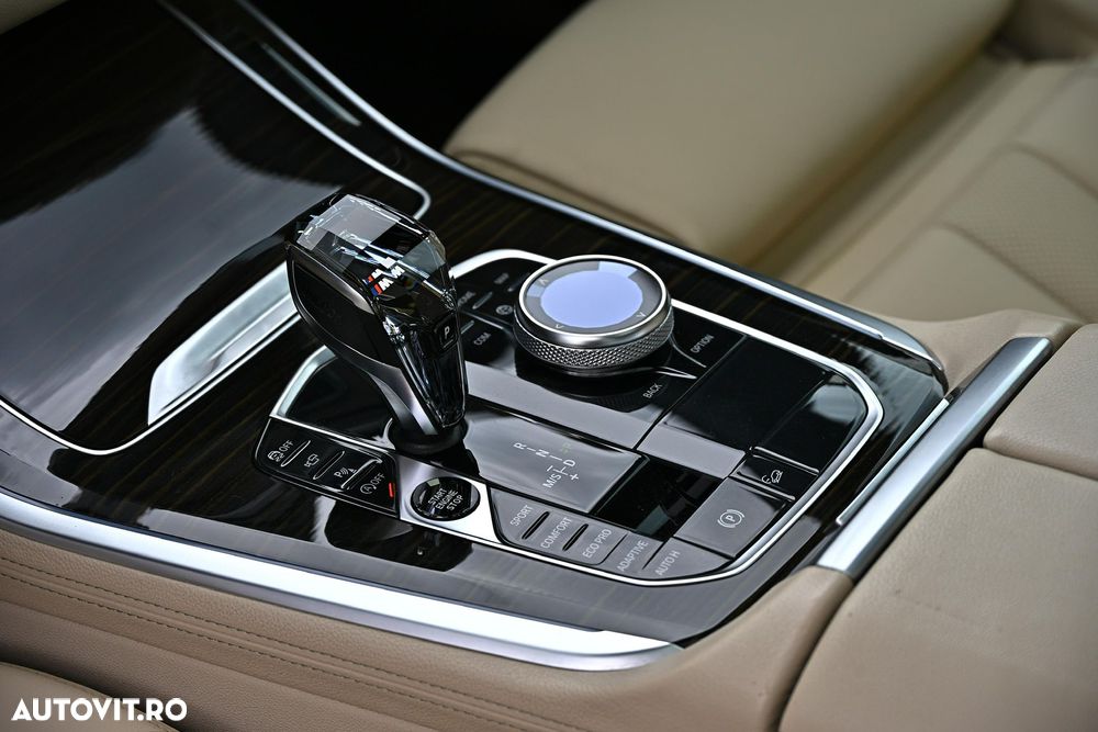 BMW X5 xDrive30d - 16