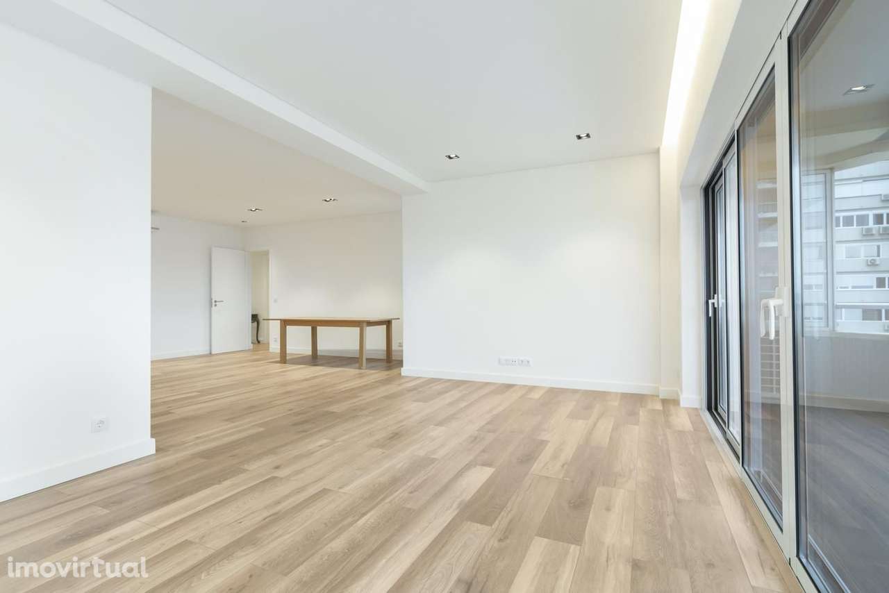 Apartamento T4 com vista, Restelo, Lisboa - Grande imagem: 2/35