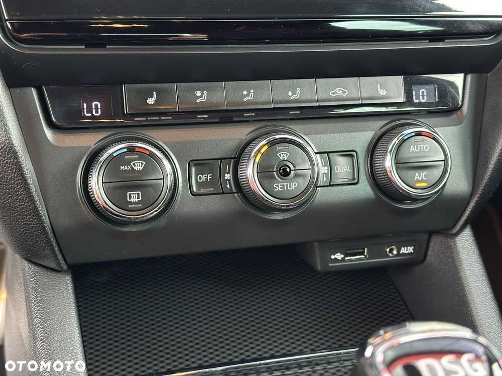 Skoda Octavia 2.0 TDI DSG RS - 26