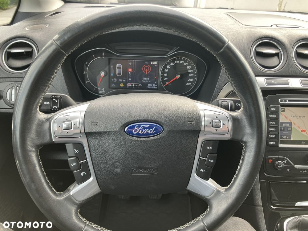 Ford S-Max 2.0 TDCi DPF Titanium - 28