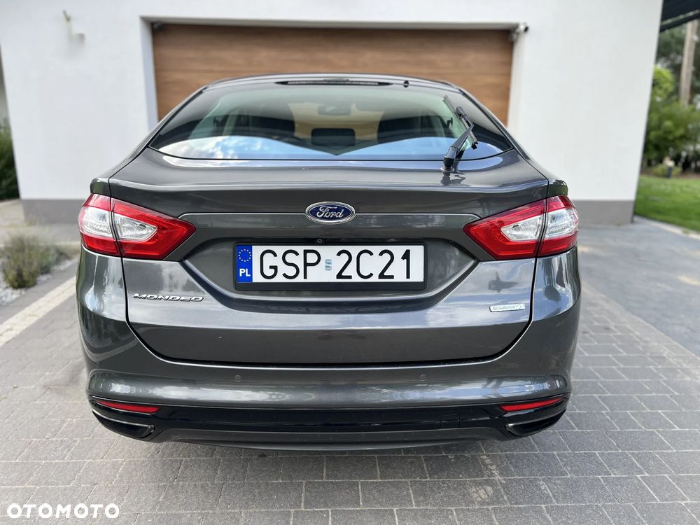 Ford Mondeo - 37