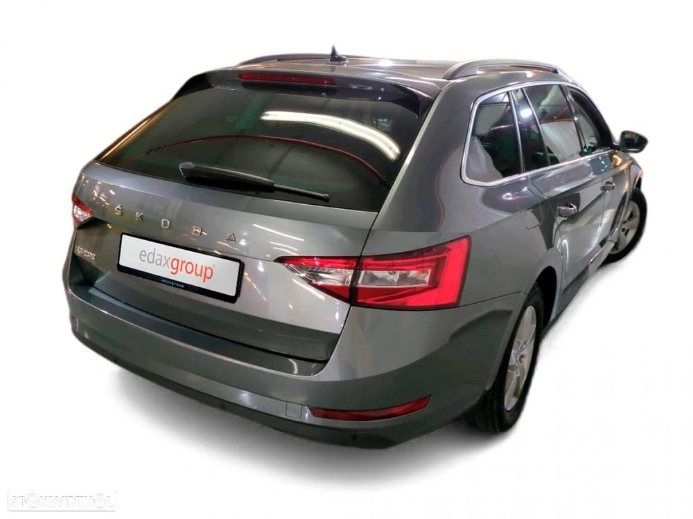 Skoda Superb Break 2.0 TDI Ambition DSG - 2