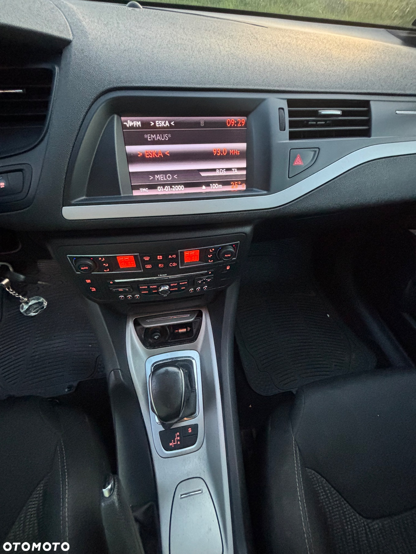 Citroën C5 Tourer e-HDi 110 EGS6 FAP Selection - 24