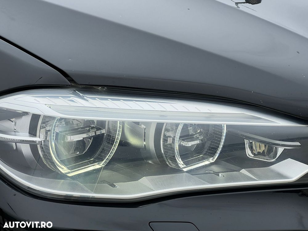 BMW X5 xDrive30d - 16