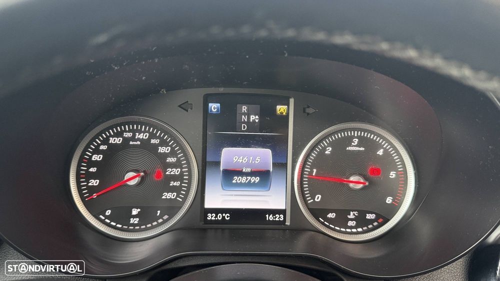 Mercedes-Benz C 200 BlueTEC Avantgarde Aut. - 24