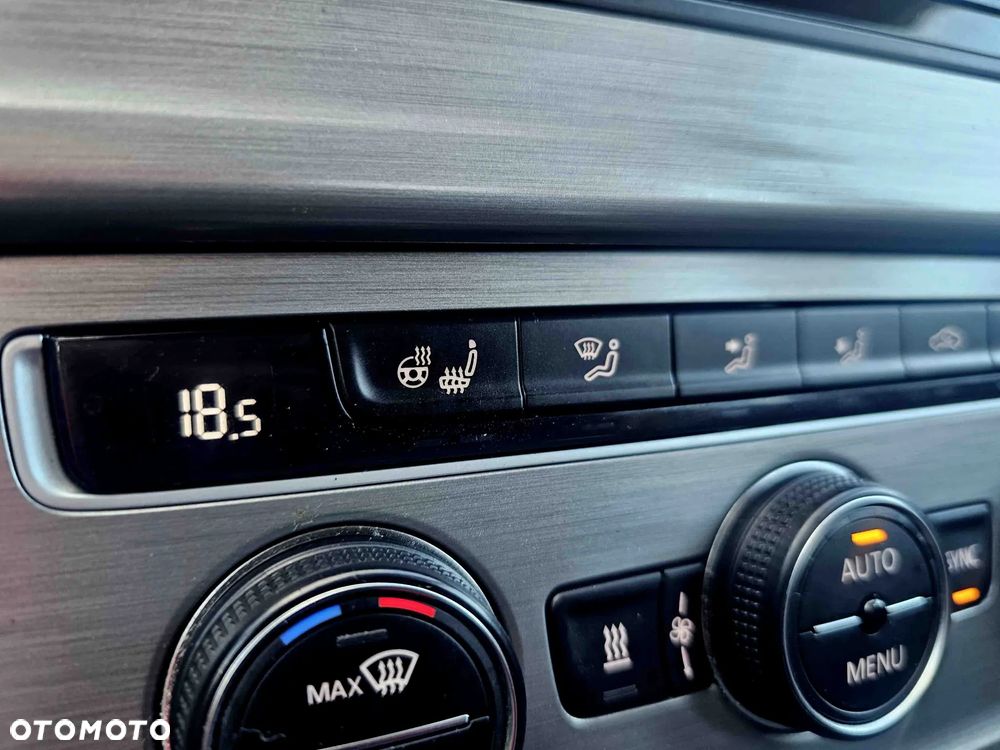 Volkswagen Golf VII 1.4 TSI BMT Highline DSG - 28