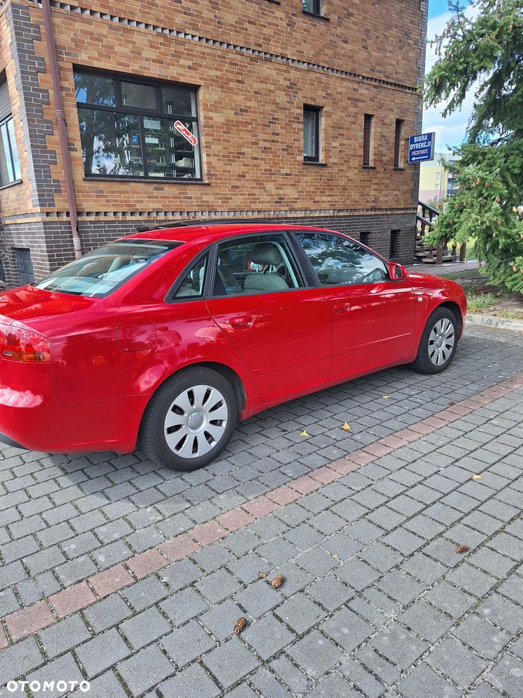 Audi A4 Limousine