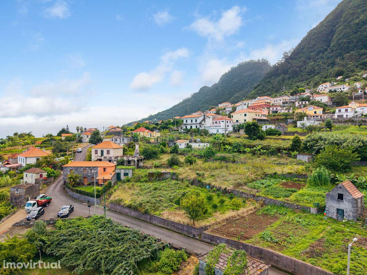 Terreno com Vista Mar e Projeto Aprovado em Ponta Delgada - Grande imagem: 2/40