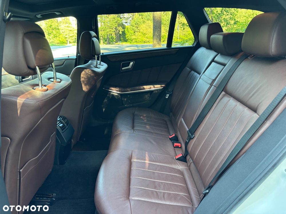 Mercedes-Benz Klasa E 220 CDI 7G-TRONIC - 11
