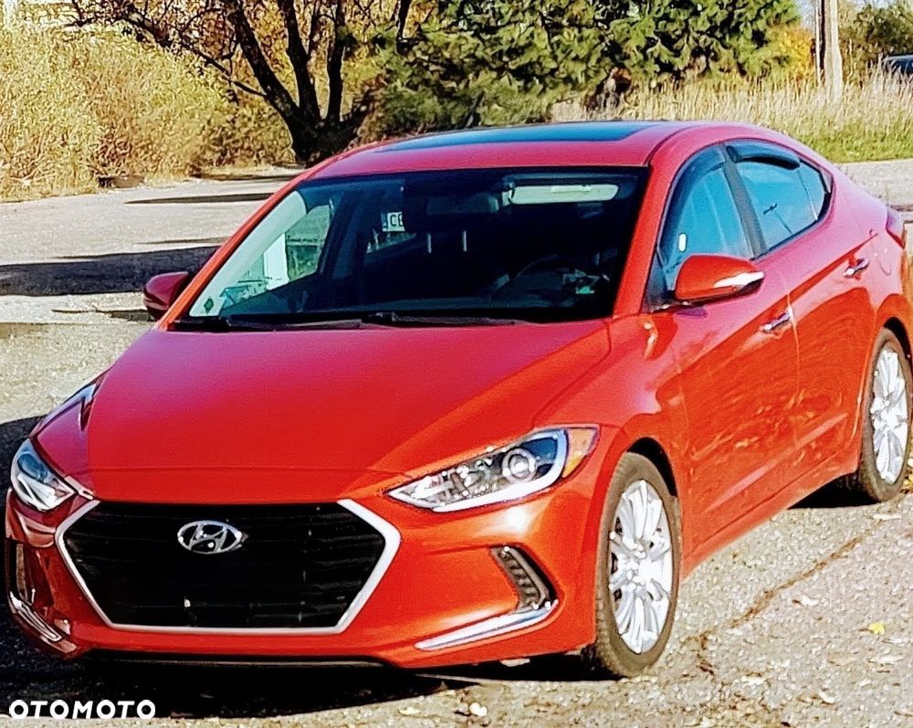 Hyundai Elantra - 23