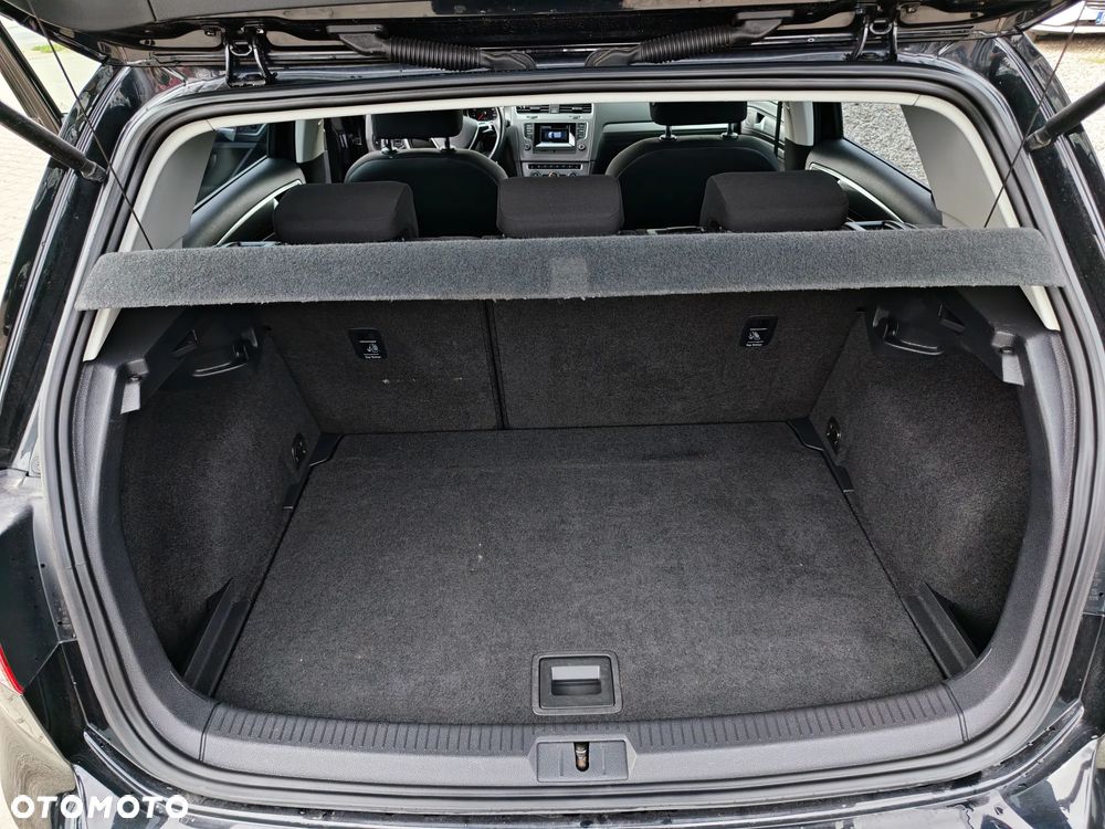 Volkswagen Golf 1.2 TSI BMT Comfortline - 22