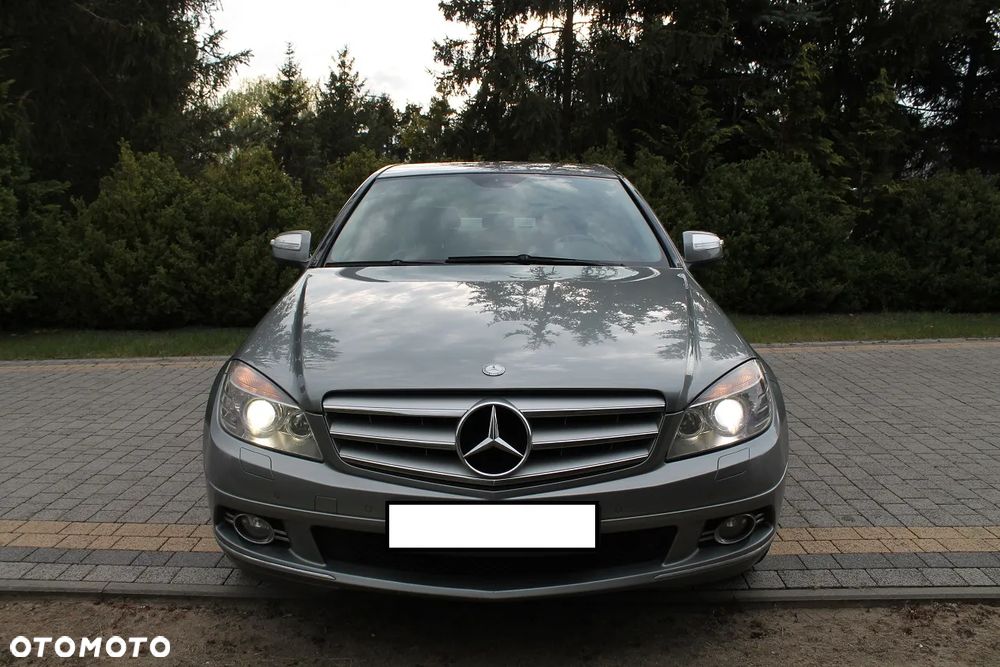 Mercedes-Benz Klasa C 220 CDI DPF Avantgarde - 13