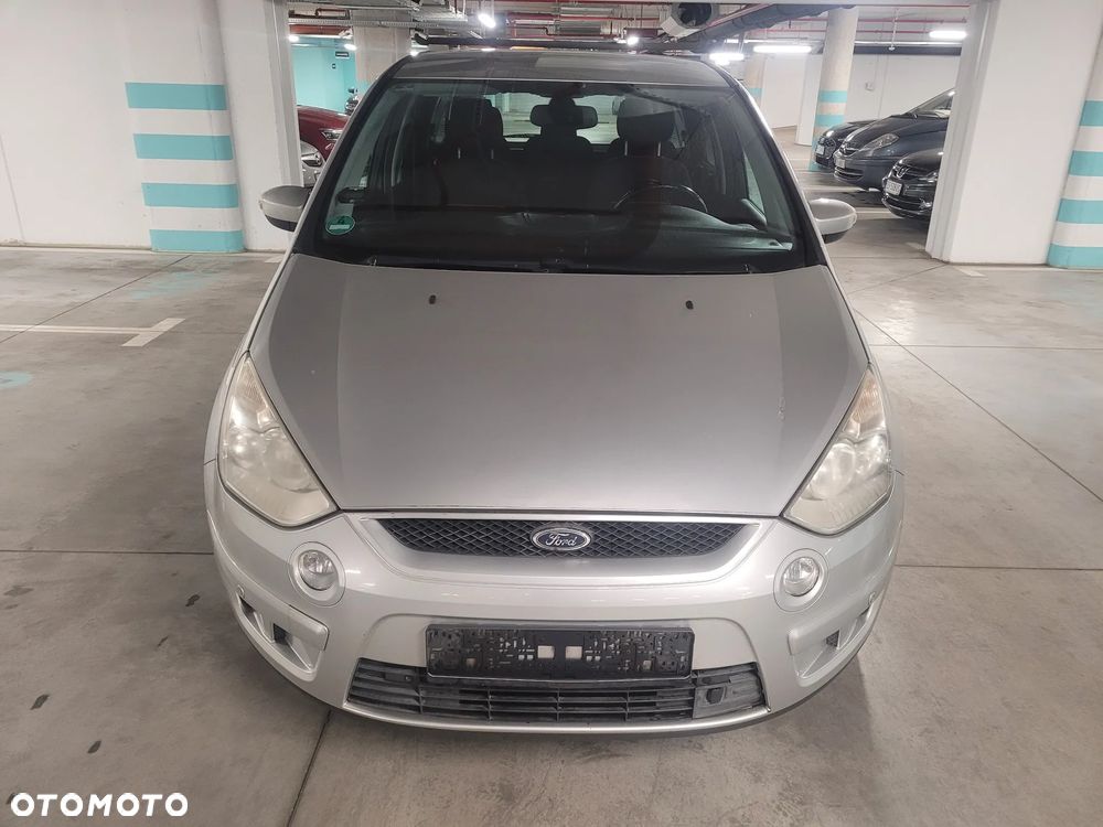 Ford S-Max - 9