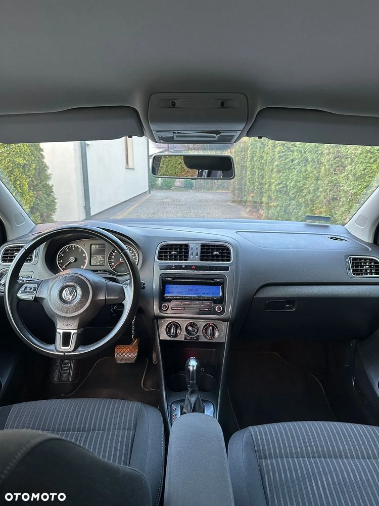 Volkswagen Polo 1.2 TSI Highline DSG - 20