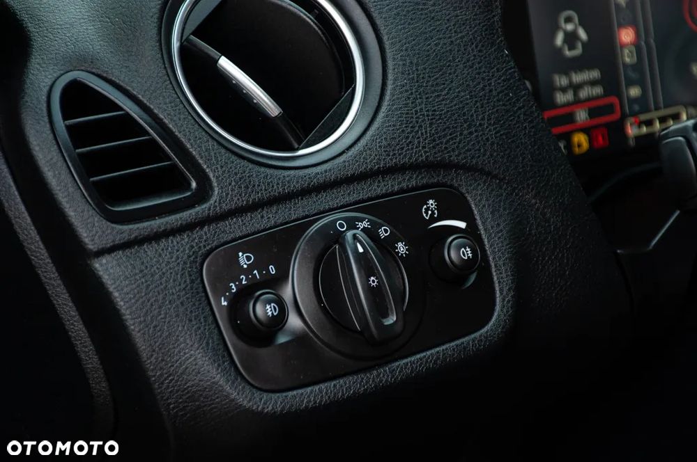 Ford Galaxy 2.0 TDCi DPF Ghia - 38