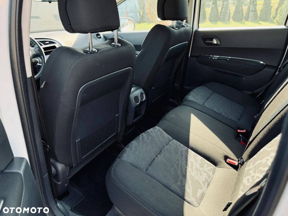 Peugeot 3008 1.6 HDi Premium - 14