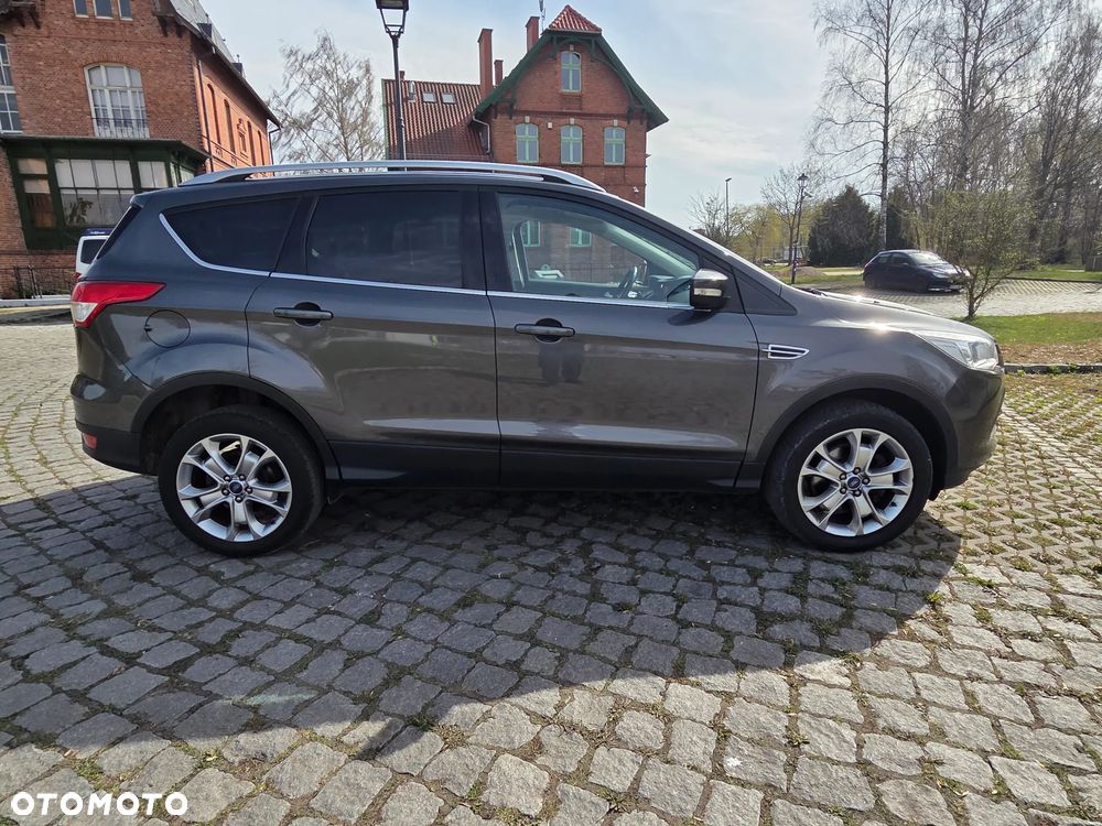 Ford Kuga 2.0 TDCi 4x4 Titanium - 8