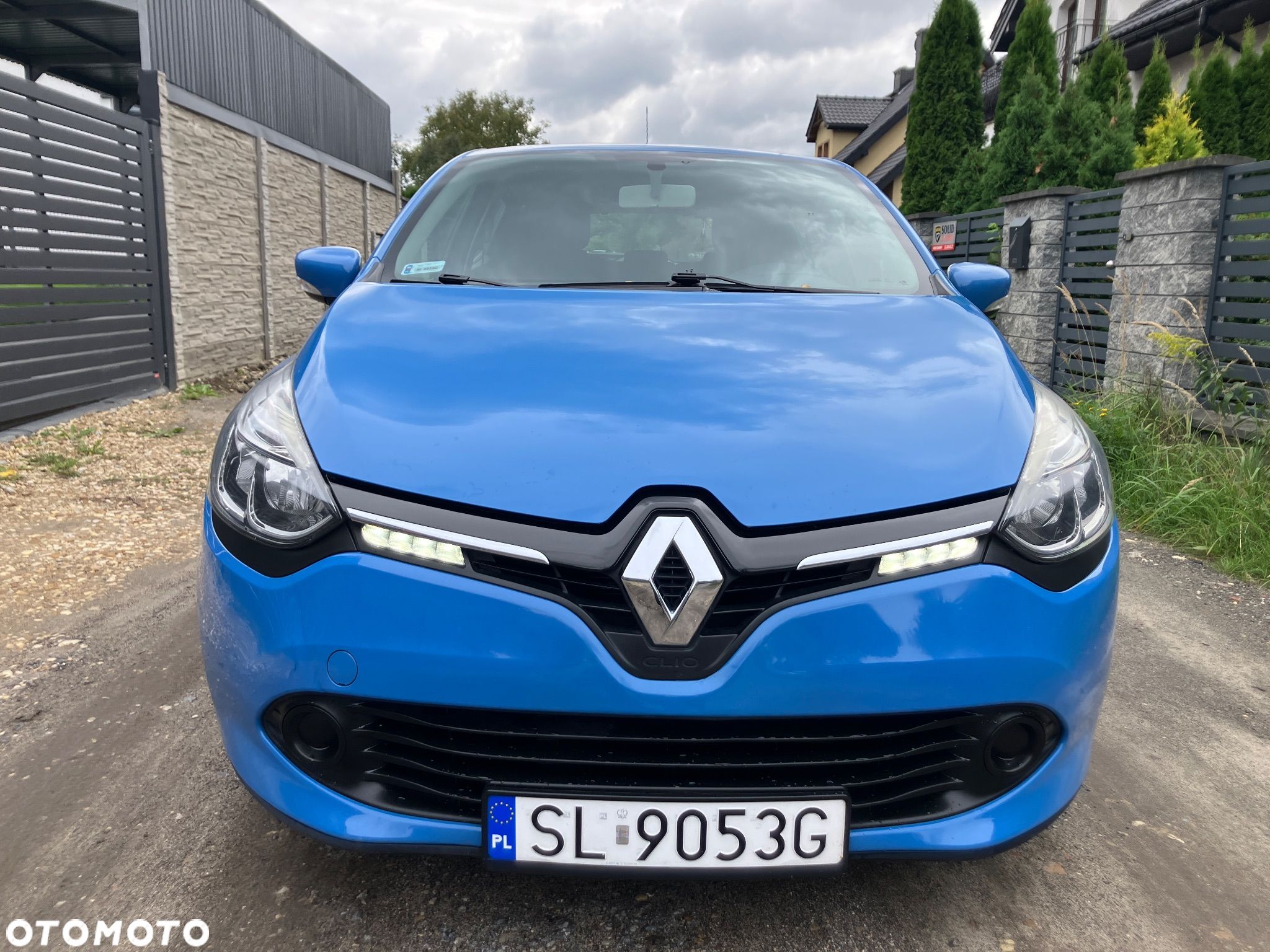 Renault Clio 1.2 16V 75 LIMITED - 1