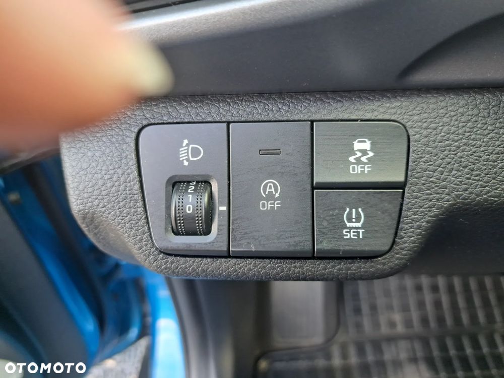 Kia Stonic 1.2 L - 21